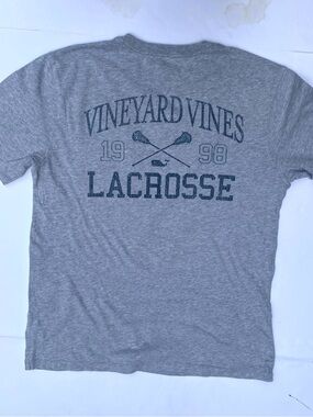 Men’s Vineyard Vines LACROSSE Preppy T SHIRT - short sleeves.  Size Small